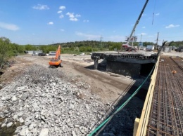 Восстановленный мост в Стоянке под Киевом планируют открыть в конце мая