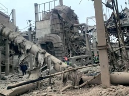 На разбомбленной россиянами Ахтырской ТЭЦ до сих пор разбирают разрушенные конструкции - ОП