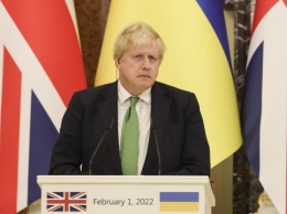 Джонсон прогнозирует затяжную войну с рф и предлагает Западу план по поддержке Украины