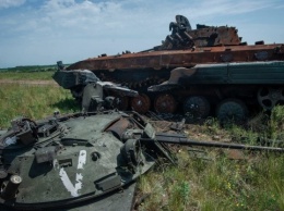 На юге ВСУ уничтожили 39 захватчиков, танк и четыре единицы бронетехники врага