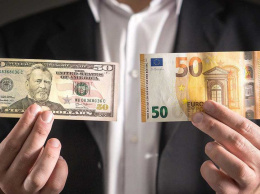 Предложение будет удовлетворять спрос: Нацбанк обеспечил банки наличными долларами и евро