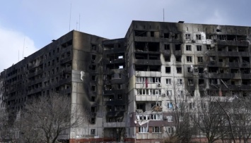 В результате взрыва неизвестного вещества в Мариуполе пострадали три человека - Кириленко