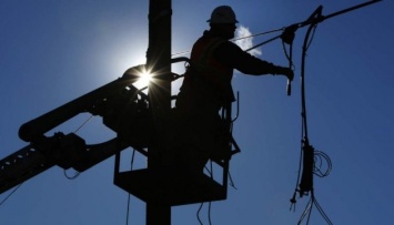 Электроснабжение на Киевщине планируют полностью возобновить до 1 июня