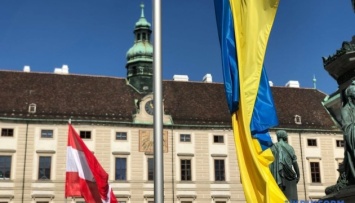В правительстве Австрии хотят, чтобы Украина и Западные Балканы вместе получили «зеленый свет» в ЕС
