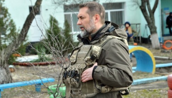 Украинским войскам на Луганщине окружение не грозит - Гайдай