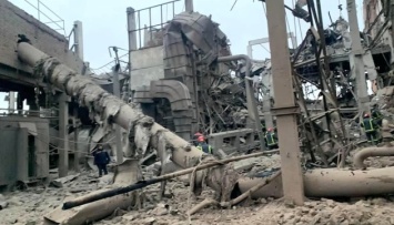 На разбомбленной россиянами Ахтырской ТЭЦ до сих пор разбирают разрушенные конструкции - ОП