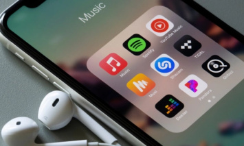 Apple Music, Spotify и YouTube Music ограничат доступ к российским артистам в Украине