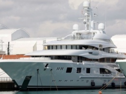Испания конфисковала яхту российского олигарха чемезова стоимостью $140 миллионов