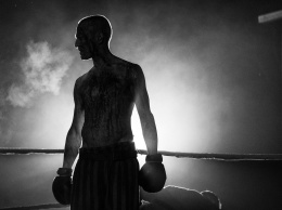 Боксер Бен Фостер борется за жизнь в Освенциме в трейлере фильма «Гарри Хафт: Последний бой»