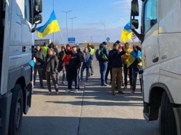 Украина предлагает ЕС полностью заблокировать транспортное сообщение с рф и беларусью