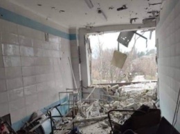 Захватчики разрушили больницу в Рубежном и обвиняют в этом ВСУ