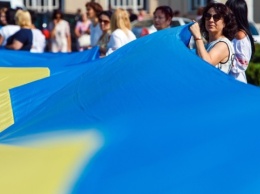 Гордость за государство испытывают 80% украинцев