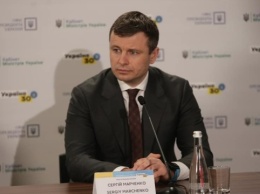 Марченко обещает, что все пенсии и зарплаты будут в апреле без задержек и в полном объеме