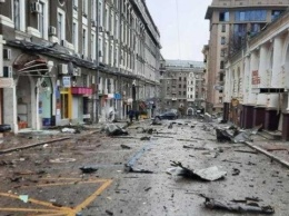 Враг продолжает частично блокировать Харьков и обстреливает город