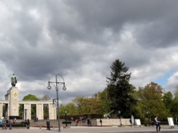 В Палате депутатов Берлина хотят убрать танки из советского мемориала
