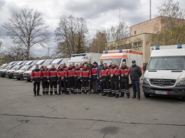 Немецкие партнеры передали Киеву реанимобили и пожарно-спасательные машины - Кличко