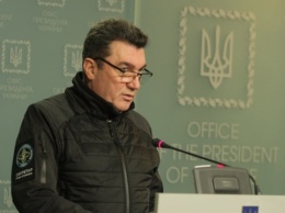 Данилов советует принудительно мобилизованным в ОРДЛО мужчинам сразу сдаваться в плен