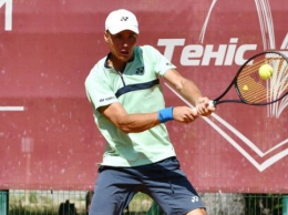 Украинец Крутых удачно стартовал на турнире ATP в Праге