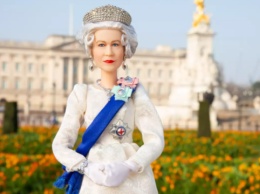 В честь королевы Елизаветы II создали куклу Барби