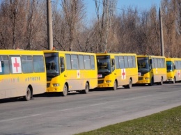 Из Кривого Рога в Херсонскую область для эвакуации людей выехала колонна автобусов