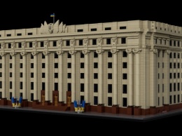 Николаевский дизайнер восстанавливает из LEGO разрушенные войной исторические дома