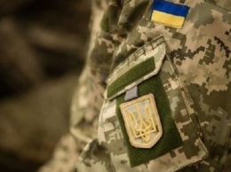 Украинские военные показали, как уничтожают российский БТР