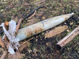 Украинские десантники уничтожили вражеский БТР и склад с боеприпасами