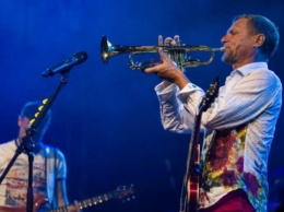 Тур по Европе продолжается: Скрипка, Соловий и другие украинские музыканты дают благотворительные концерты