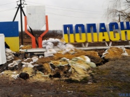 Враг совершает зверства в Попасной и охотится на украинских патриотов