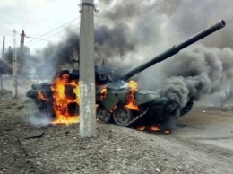Вооруженные силы на востоке отразили шесть атак и уничтожили столько же танков