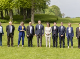 Кулеба встретился с министрами G7