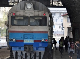 Поезда, следующие с запада Украины в Киев, заполнены на 95%