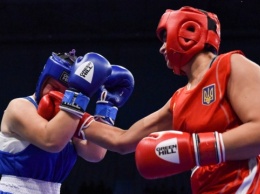 Охота и Махно вышли в четвертьфинал женского чемпионата мира по боксу