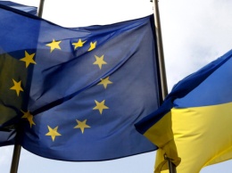 Евросоюз должен предоставить Украине статус кандидата - глава МИД Литвы