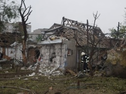 В Николаеве в результате ракетного удара произошел пожар, ранен человек