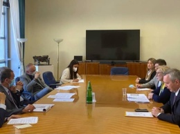 Денисова просит Италию помочь с санкциями против рф за незаконное усыновление детей
