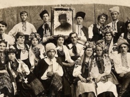 Музей Гончара открыл онлайн-выставку архивных фотографий украинцев