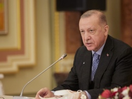 Эрдоган подверг критике премьера Греции и заявил, что он для него «больше не существует»
