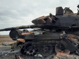 Россияне уже потеряли в Украине треть современных танков - МВД