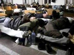 Из Мариуполя в фильтрационный лагерь за неделю россияне вывезли почти 3 тысячи украинцев