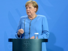 Меркель назвала нападение россии на Украину "переломным моментом"