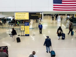 США отменяют требование о COVID-тестах для авиапассажиров