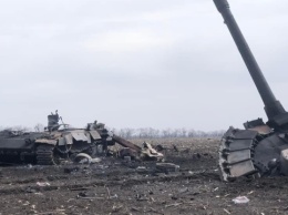 ВСУ на юге уничтожили 22-х российских военных и три вражеских танка
