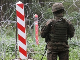 Польша уже отгородилась от беларуси 140-километровой «стеной»