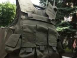 В Черновцах полмиллиона от продажи копий рубашки Бандеры отдали на бронежилеты для ВСУ