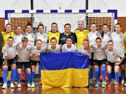Женская сборная Украины по футзалу победила итальянский клуб «Баньоло»