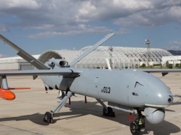 В Турции опробовали высокоскоростной дрон, интегрированный на боевой БПЛА