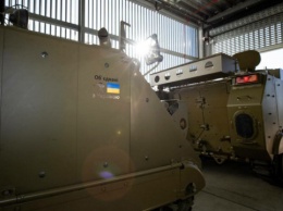 Австралия отправила в Украину первые четыре бронетранспортера M113AS4