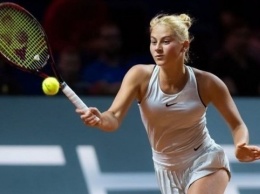 Матч Костюк против Крейчиковой во втором круге турнира WTA 500 в Истборне остановили из-за темноты