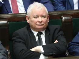 Качиньский ушел с должности вице-премьер-министра Польши